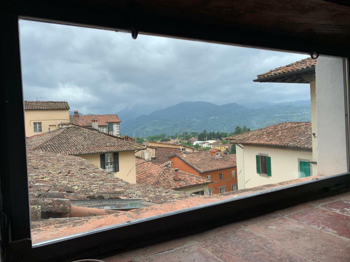 바르가 Una Terrazza Nel Centro Storico 빌라 외부 사진