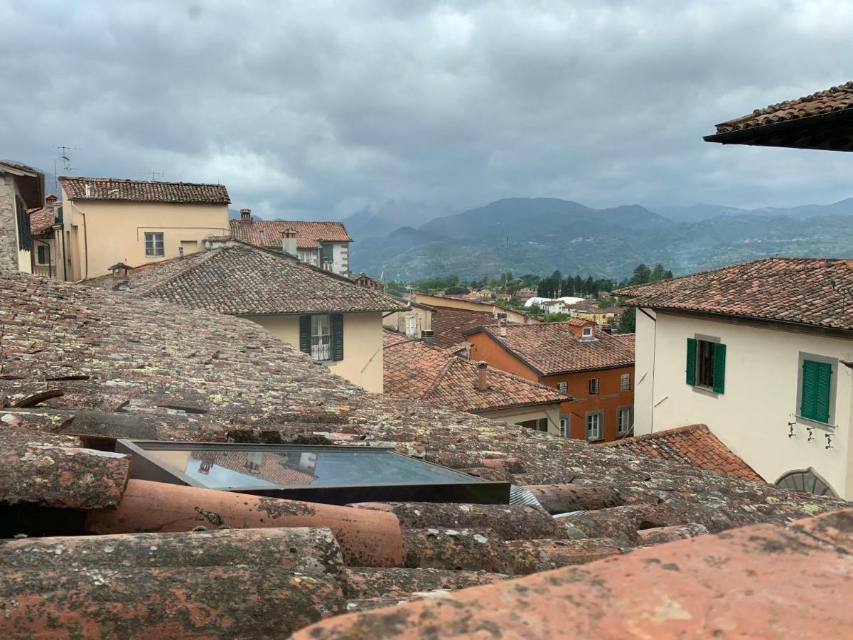 바르가 Una Terrazza Nel Centro Storico 빌라 외부 사진